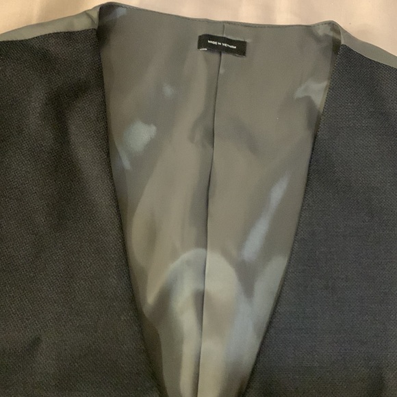 BRAND NEW Mens Gray & Black Vest - J. Ferrar Size Small - Picture 3 of 10